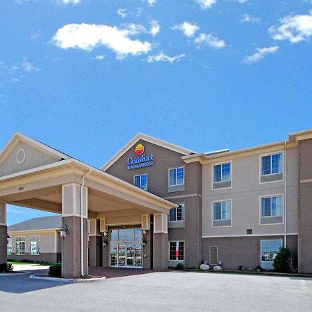 Comfort Inn & Suites Madison North Deforest Exteriör bild