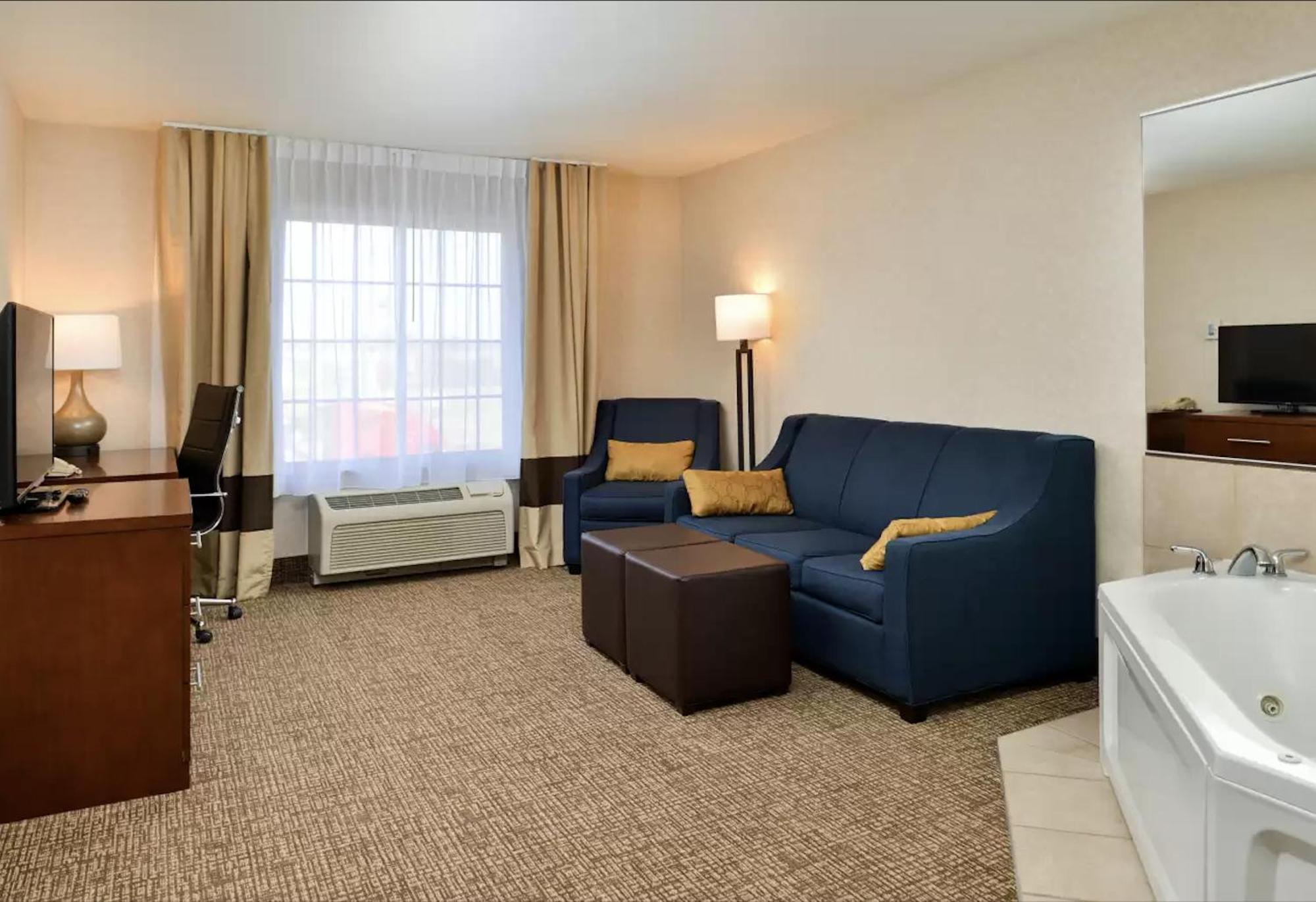 Comfort Inn & Suites Madison North Deforest Exteriör bild